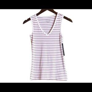 Tahari Essentials T-Shirt Red Cream Striped V-Neck Sleeveless Casual Soft